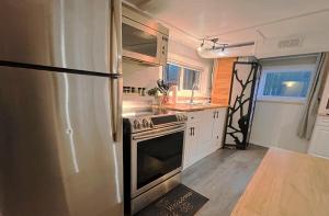 Кухня или мини-кухня в Brookside Falls Guesthouse
 +11 фотографий