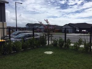 Zahrada ubytování Cozy Home Near Orewa Beach