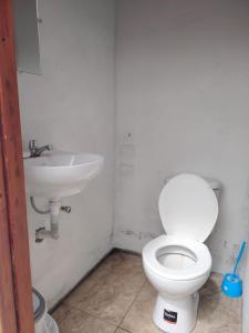 Ένα μπάνιο στο Coney Camping