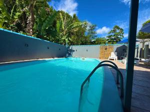 Bazén v ubytování Pousada Ilha do Sol nebo v jeho okolí