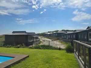 Swimmingpoolen hos eller tæt på FezatOceanZimbali