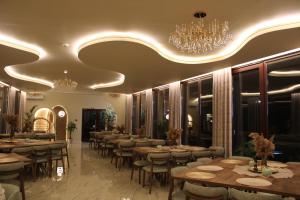 Εστιατόριο ή άλλο μέρος για φαγητό στο Hotel Ariana