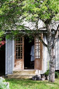 Zahrada ubytování Harrys Hardware Home