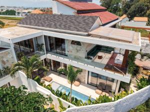 Το κτήριο όπου στεγάζεται  η βίλα