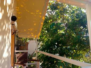 صورة لـ Cabaña tipi ñeque con vista al bosque في سيلفانيا