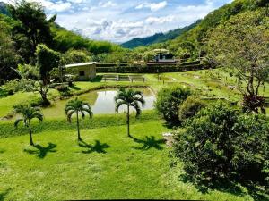 Un paisaje natural cerca de la casa vacacional
