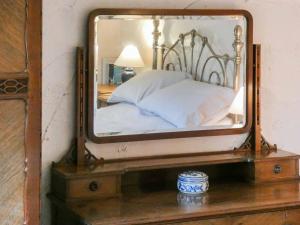 Giường trong phòng chung tại The Old Barn +15 ảnh