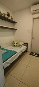 Ένα ή περισσότερα κρεβάτια σε δωμάτιο στο NAT i-city smart house