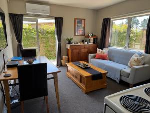 Posezení v ubytování Walnut Creek Studio