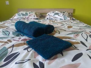 Φωτογραφία από το άλμπουμ του Peaceful Eden standing-magnificent view σε Tulle