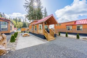 Gallery image of Sol Duc Sanctuary Private & Serene in Forks