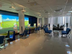 Οι επιχειρηματικές εγκαταστάσεις ή/και οι αίθουσες συνεδριάσεων στο Golden King +77 φωτογραφίες