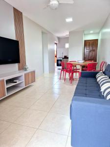 Et tv og/eller underholdning på apartamento praia da perola ilheus