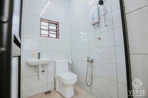 Koupelna v ubytování Ipoh Midtown 66 Playhouse by Verve + 22 fotografií