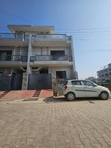 Tòa nhà nơi căn hộ tọa lạc