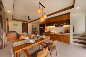 Φωτογραφία από το άλμπουμ του Private 2BR Oasis, Pool & Ubud Rice Field Edge σε Tegalalang +42 φωτογραφίες