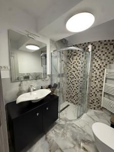 Ένα μπάνιο στο Apartament CASA MIRIAM