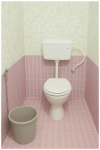 Koupelna v ubytování Atrangi - Wave Residency Inn Near Jagannath Temple and Sea Beach - Lift and Parking Facilities - Fully Air Conditioning Rooms - Best Hotel