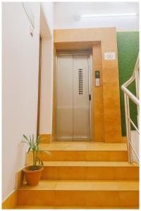 Fotografie z fotogalerie ubytování Atrangi - Wave Residency Inn Near Jagannath Temple and Sea Beach - Lift and Parking Facilities - Fully Air Conditioning Rooms - Best Hotel v destinaci Purí