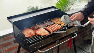 Tiện nghi BBQ cho khách tại chỗ nghỉ nhà dân