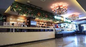 El lounge o bar de James Joyce Coffetel Golmud Huaxing Plaza Branch