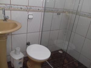 A bathroom at Recanto da Kaká