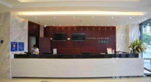 Ο χώρος του λόμπι ή της ρεσεψιόν στο City Comfort Inn Dongguan Shilong Huixing Commercial Center