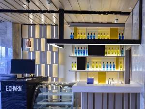 Lounge nebo bar v ubytování Echarm Hotel Kunming High-speed Railway South Station Chunrong Street Metro Station