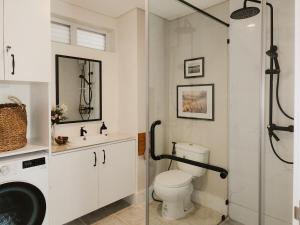 Koupelna v ubytování The Traveler's Haven at Bon's + 18 fotografií