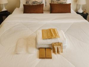 Postel nebo postele na pokoji v ubytování The Traveler's Haven at Bon's