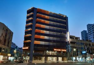 嘉義市にあるオレンジ ホテル ウェンフア チアイーのギャラリーの写真