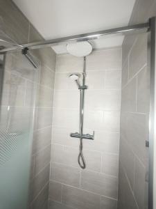 Et badeværelse på le cosy proche du port