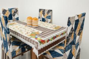 Mad i feriehuset eller i nærheden + 2 billeder