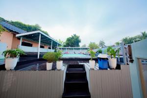 Κήπος έξω από το Luang Prabang Sunset Hostel