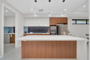 Φωτογραφία από το άλμπουμ του Luxury on Leeds σε Northfield