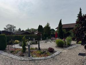 Φωτογραφία από το άλμπουμ του Holzhaus σε Langatte