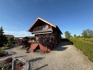 Φωτογραφία από το άλμπουμ του Holzhaus σε Langatte