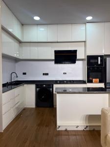 Køkken eller tekøkken på Estelle Service Apartments Limited