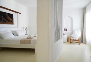 Ένα ή περισσότερα κρεβάτια σε δωμάτιο στο Villa Super One in Super Paradise