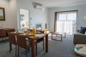 Un lugar para sentarse en MainStay Suites Whyalla