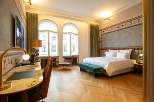 Giường trong phòng chung tại The House 14