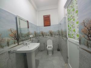 Et badeværelse på Relax inn modara