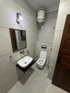 Et badeværelse på Hotel Royal Plazo