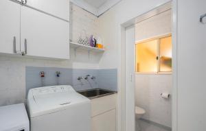 Kuchyň nebo kuchyňský kout v ubytování Shell Cove by Charlesworth + 18 fotografií