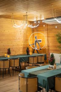 Εστιατόριο ή άλλο μέρος για φαγητό στο Ikalto Woods