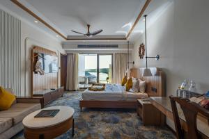 Giường trong phòng chung tại Divine Resort & Spa +130 ảnh