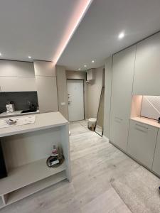 Køkken eller tekøkken på Central Apartment + 3 billeder