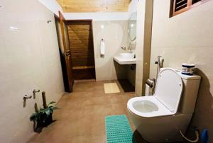 Koupelna v ubytování Princess of Dickoya Homestay + 187 fotografií