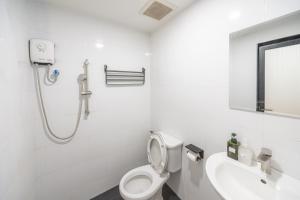 Phòng tắm tại We Inn