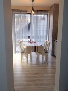 Khu vực ghế ngồi tại Belvedere Caraiman